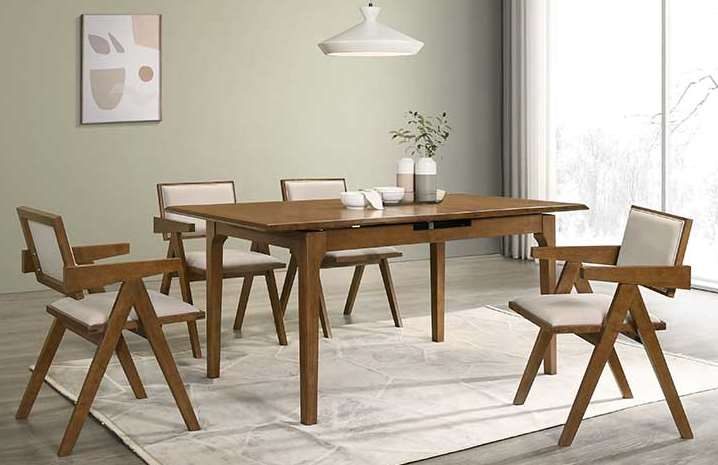 Kalmia Chair
