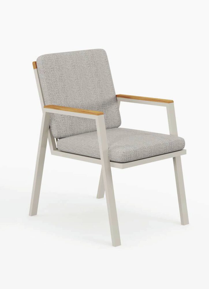 Ruka Dining Chair